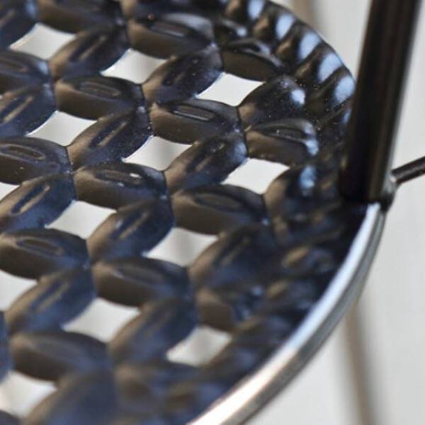 ที่แขวนกระถางต้นไม้สีดำ