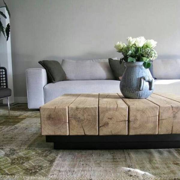 ขาย โต๊ะกลางไม้ซุงธรรมชาติดีไซน์โดดเด่นไม่เหมือนใคร ราคา