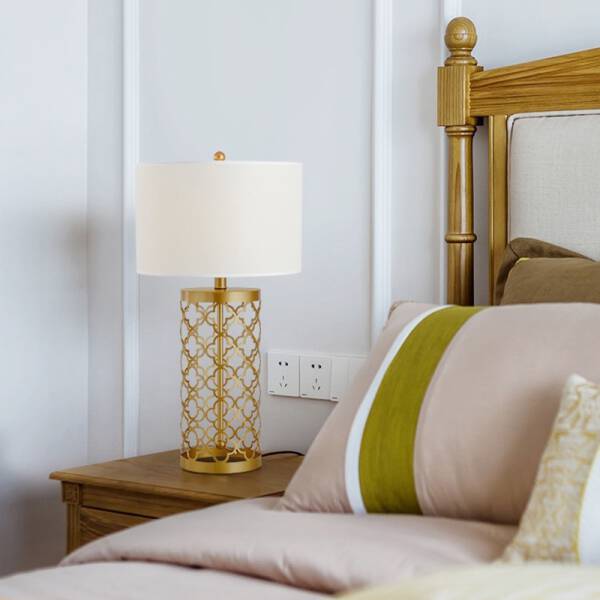 ขาย โคมไฟตั้งโต๊ะสำหรับตกแต่งบ้าน Luxury Table Lamp ราคาลดพิเศษ