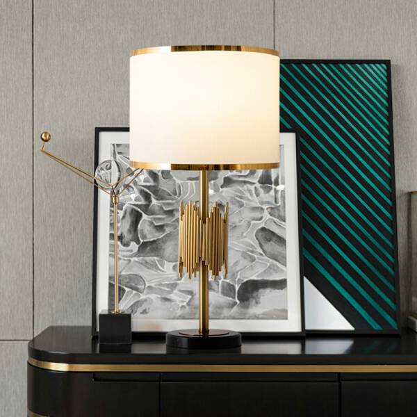 ขาย โคมไฟตั้งโต๊ะสำหรับตกแต่งบ้าน Golden Table Lamp พิเศษ ราคา