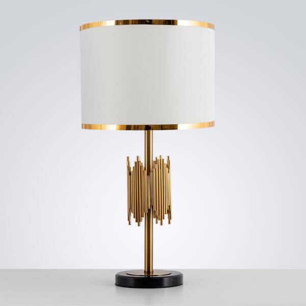 ขาย โคมไฟตั้งโต๊ะสำหรับตกแต่งบ้าน Golden Table Lamp ลด ราคา