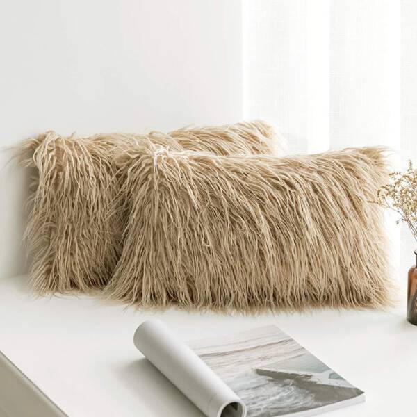 ขาย หมอนอิงสำหรับแต่งบ้าน Fluffy Rectangle Decorative Pillow ลด