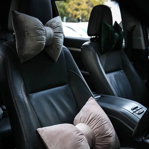ขาย หมอนหนุนแต่งบ้านดีไซน์ไม่เหมือนใคร Ribbon Decorative Pillow ราคา