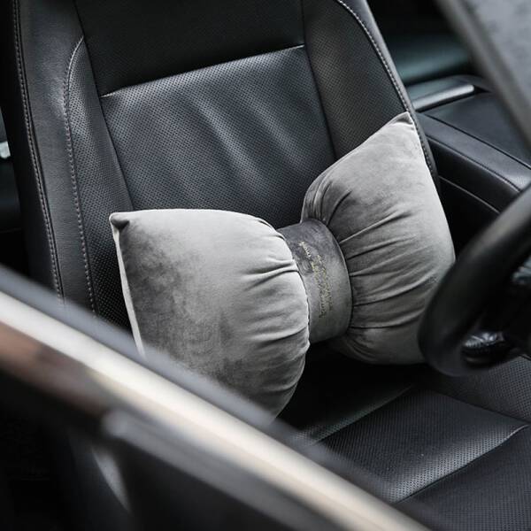 ขาย หมอนหนุนแต่งบ้านดีไซน์ไม่เหมือนใคร Ribbon Decorative Pillow พิเศษ