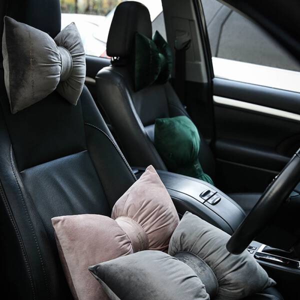 ขาย หมอนหนุนแต่งบ้านดีไซน์ไม่เหมือนใคร Ribbon Decorative Pillow ลด