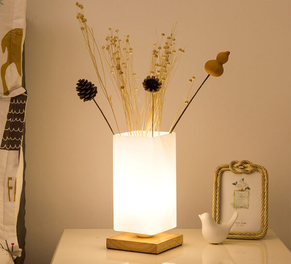 ขาย โคมไฟข้างเตียง Minimal Bedside Lamp