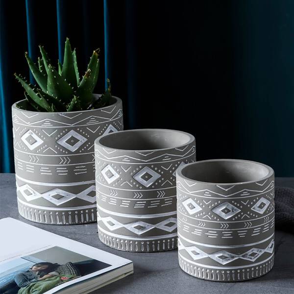 ขาย กระถางต้นไม้สำหรับตกแต่งบ้าน Cement Flowerpot III