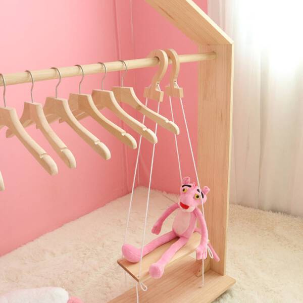 ขาย ราวแขวนเสื้อผ้าไม้ Homie Clothes Rack ลดพิเศษ