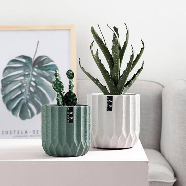 ขาย กระถางต้นไม้สำหรับตกแต่งบ้านและสวน Pastel Flower Pot II