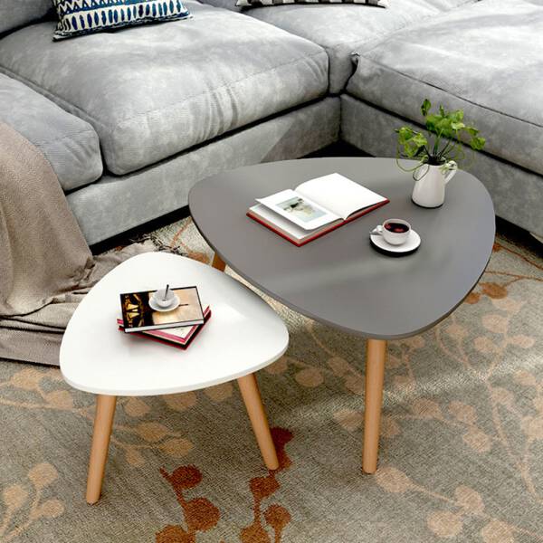 ชุดโต๊ะกลางห้องรับแขกท็อปสามเหลี่ยมไม้ 2 ตัว Woody Triangle Coffee Table Set HomeStudio