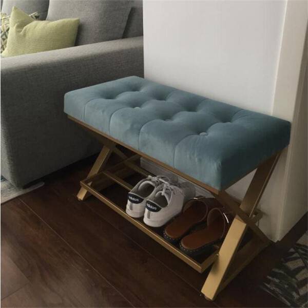 ม้านั่งสำหรับใส่รองเท้า