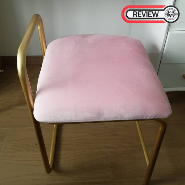 รีวิว เก้าอี้สำหรับโต๊ะเครื่องแป้ง สีชมพู