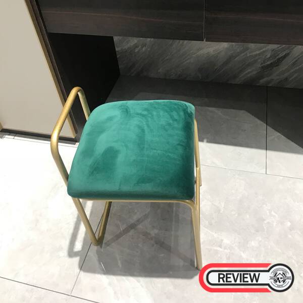 รีวิว เก้าอี้สำหรับโต๊ะเครื่องแป้ง สีเขียว