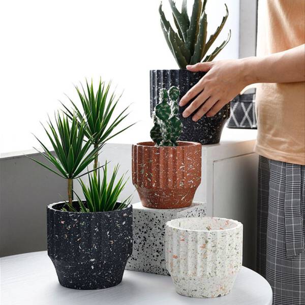 ขาย กระถางต้นไม้สำหรับตกแต่งบ้านและสวน Decorative Flower Pot II