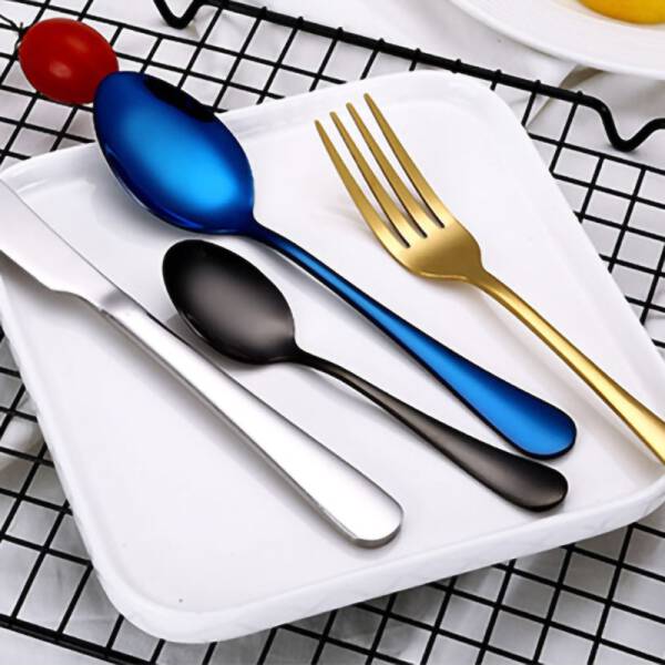 ขาย ชุดช้อนส้อมหลากสี Colorful Cutlery Set ราคา พิเศษ