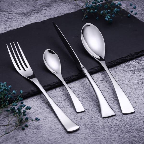 ขาย ชุดช้อนส้อมสไตล์ยุโรป Western Cutlery Set ราคาลด