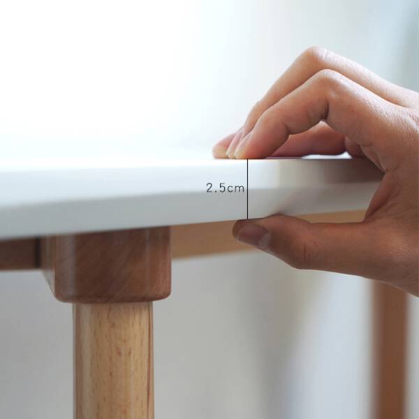 ม้านั่งสไตล์มินิมอลสำหรับแต่งบ้าน สีขาว