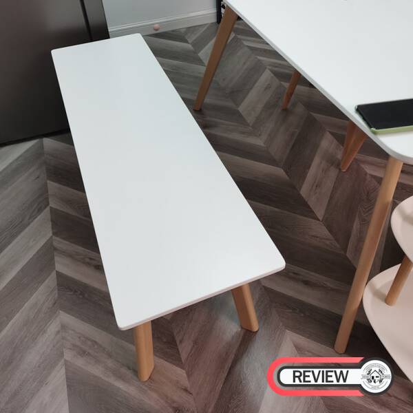 รีวิว ม้านั่งสไตล์มินิมอลสำหรับแต่งบ้าน