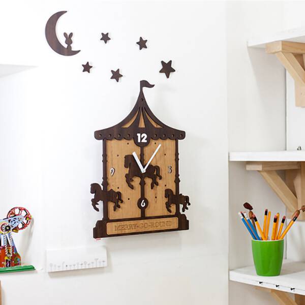 ขาย นาฬิกาไม้ประดับบ้าน Merry Go Round Clock ราคาลด