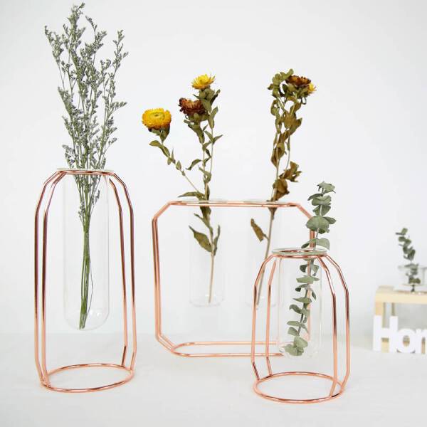 ขาย แจกันสำหรับตกแต่งบ้าน Metal Vase พิเศษ ลด