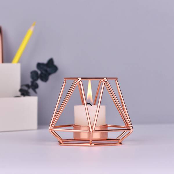 ขาย เชิงเทียนทรงกราฟฟิกสำหรับตกแต่งบ้าน Nordic Decorative Candle Holder ราคาลด