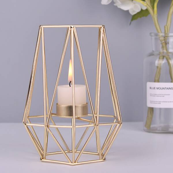 ขาย เชิงเทียนทรงกราฟฟิกสำหรับตกแต่งบ้าน Nordic Decorative Candle Holder ราคา