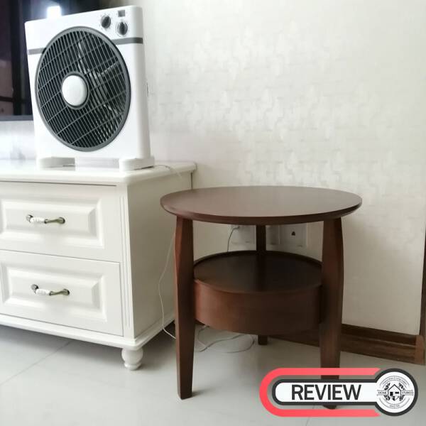 รีวิว โต๊ะข้างสไตล์มินิมอล สีวอลนัท