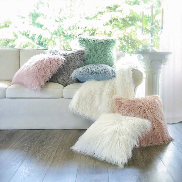 ขาย หมอนสำหรับตกแต่งบ้าน Fluffy Decorative Pillow ลดราคาพิเศษ
