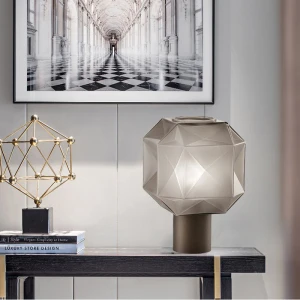 ขาย โคมไฟหัวเตียงสำหรับตกแต่งบ้าน Decoration Table Lamp