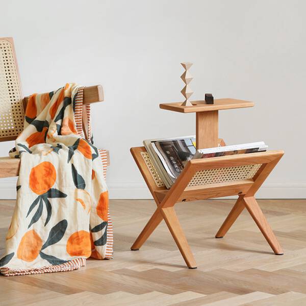 ขาย โต๊ะข้างพร้อมชั้นวางหนังสือ Wooden Magazine Rack
