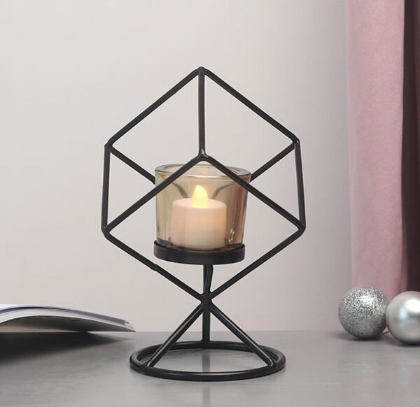 ขาย เชิงเทียนทรงกราฟฟิกสำหรับตกแต่งบ้าน Decorating Candle Holder III