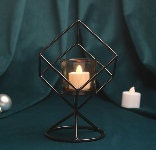 ขาย เชิงเทียนทรงกราฟฟิกสำหรับตกแต่งบ้าน Decorating Candle Holder III