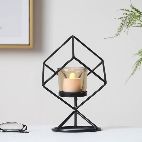 ขาย เชิงเทียนทรงกราฟฟิกสำหรับตกแต่งบ้าน Decorating Candle Holder III