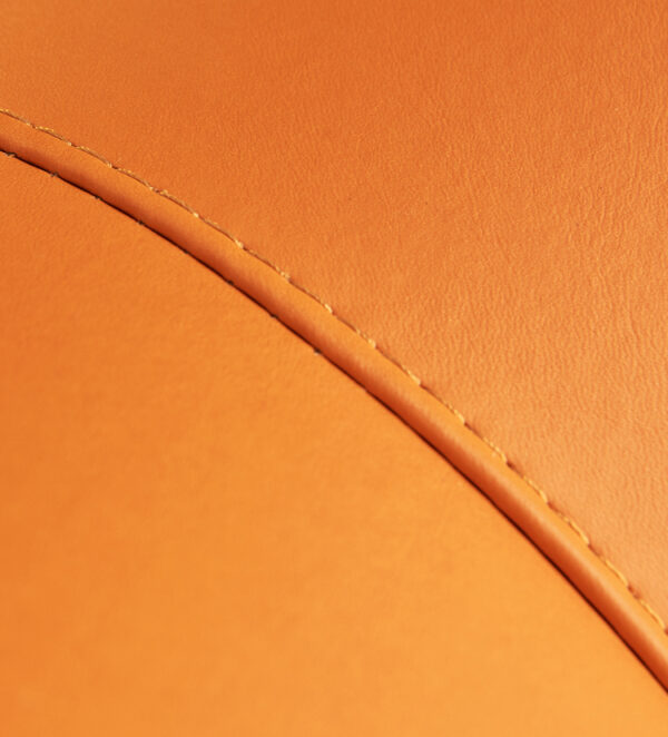 ขาย เก้าอี้พร้อมที่วางแขนสำหรับแต่งบ้าน Creative Armchair