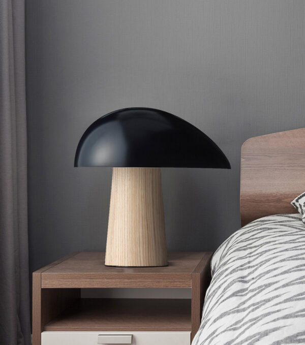ขาย โคมไฟตั้งโต๊ะหัวเตียงสำหรับตกแต่งบ้าน Wooden Designed Table Lamp