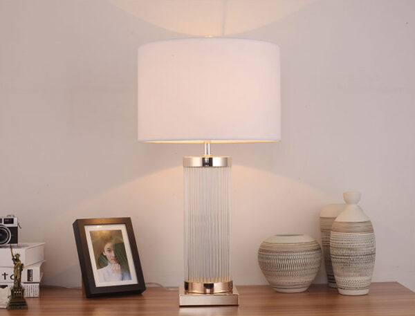 ขาย โคมไฟตั้งโต๊ะหัวเตียงสำหรับตกแต่งบ้าน Luxury Night Table Lamp