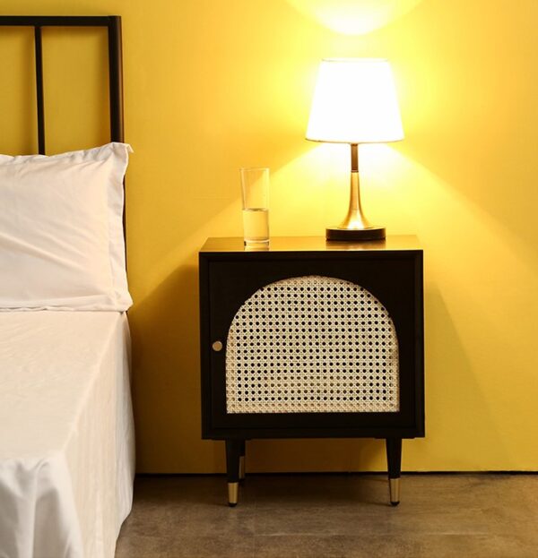 ขาย โต๊ะข้างเตียง Nordic Solid Wood Bedside Table