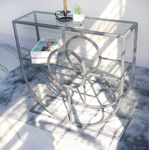 ขาย โต๊ะสำหรับวางสิ่งของแต่งบ้าน Creative Designed Sideboard III