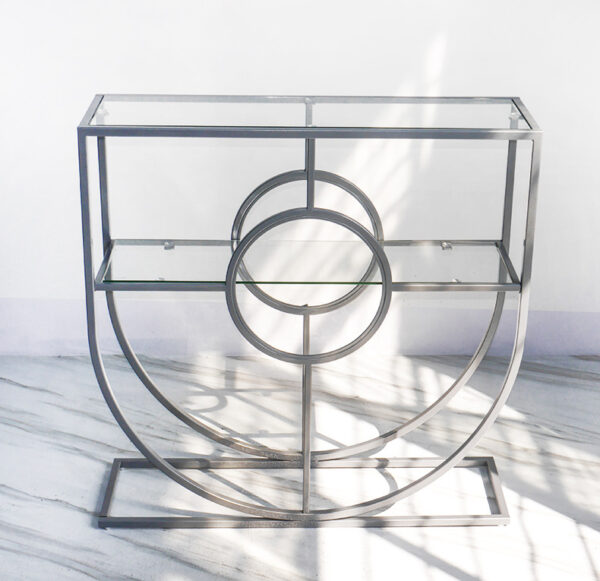 ขาย โต๊ะสำหรับวางสิ่งของแต่งบ้าน Creative Designed Sideboard III