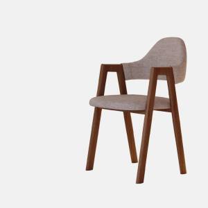 น้ำตาลอ่อน