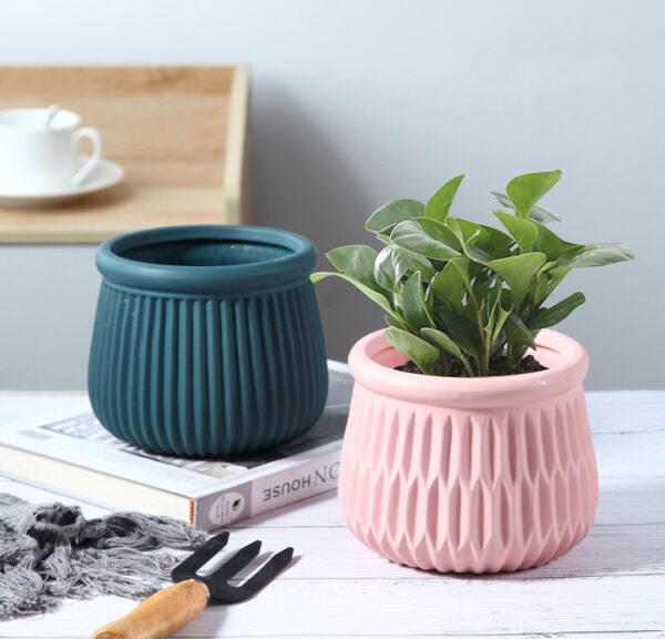 ขาย กระถางต้นไม้สำหรับตกแต่งบ้าน Pastel Flower Pot III
