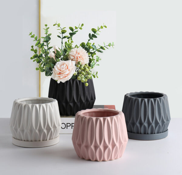 ขาย กระถางต้นไม้สำหรับตกแต่งบ้าน Decorative Flower Pot III