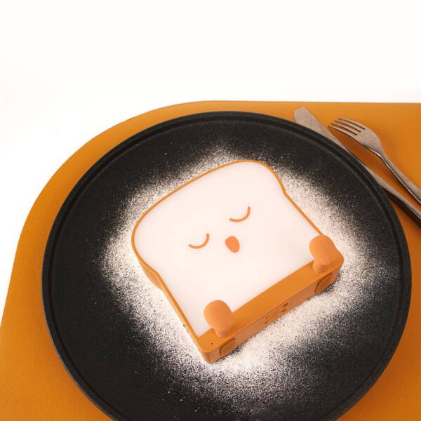 ขาย โคมไฟตั้งโต๊ะอเนกประสงค์ Versatile Toast Lamp