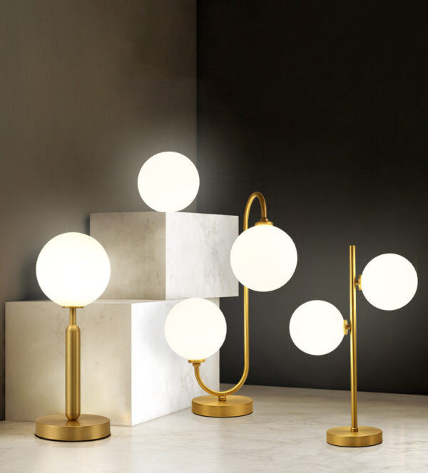 ขาย โคมไฟสำหรับตกแต่งบ้าน - Golden Designed Night Table
