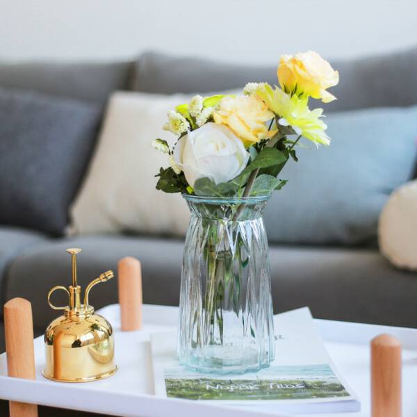 แจกันดอกไม้ตกแต่งบ้าน – Creative Decor Vase III