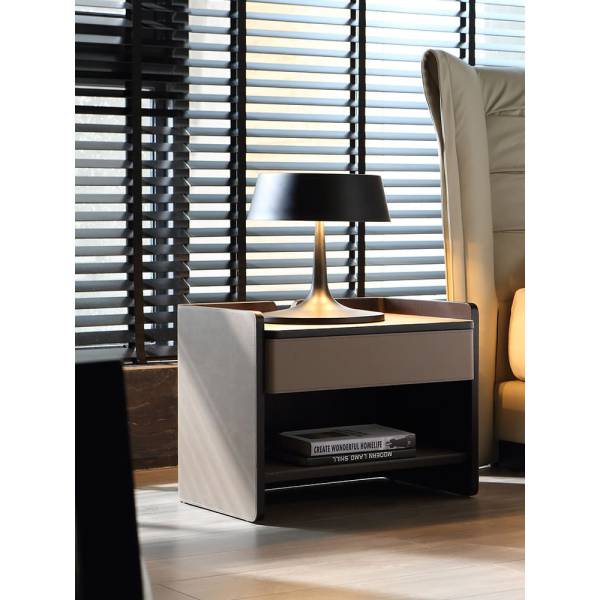 โต๊ะข้างตกแต่งบ้าน Luxury Night Table VIII HomeStudio