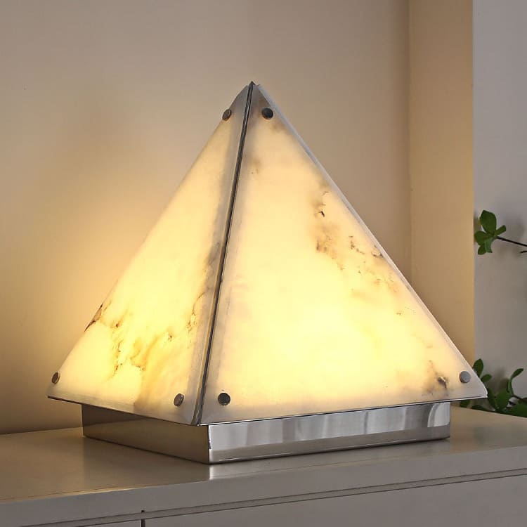 โคมไฟตั้งโต๊ะตกแต่งบ้าน – Pyramid Designed Table Lamp II