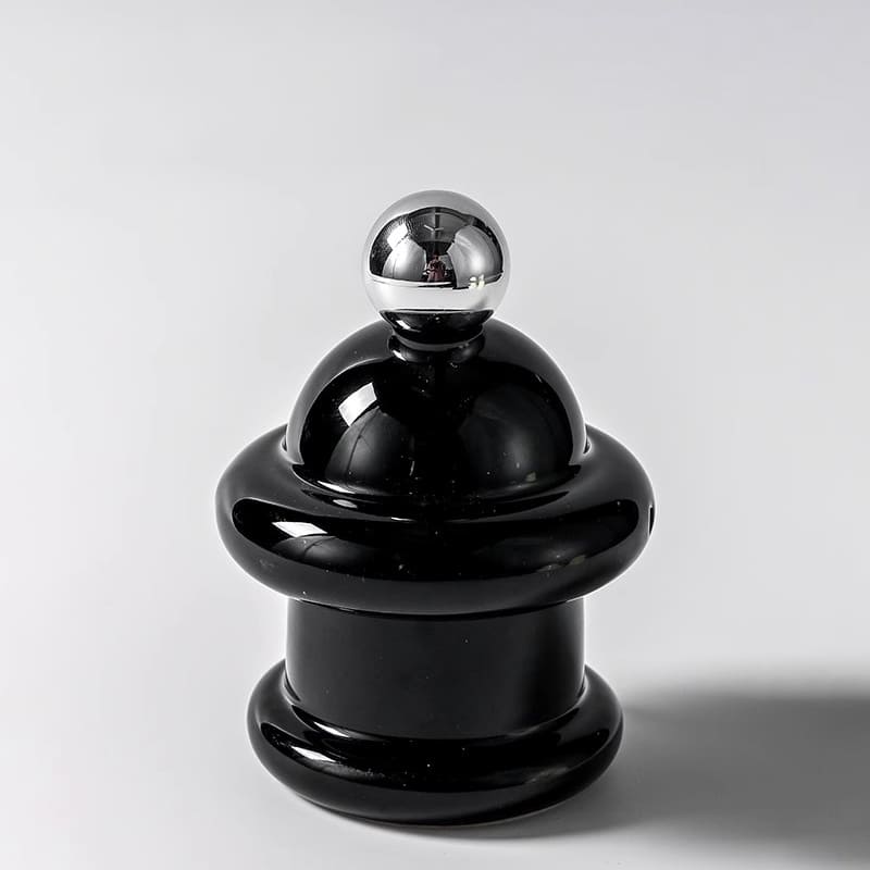 Silver / Black / Black