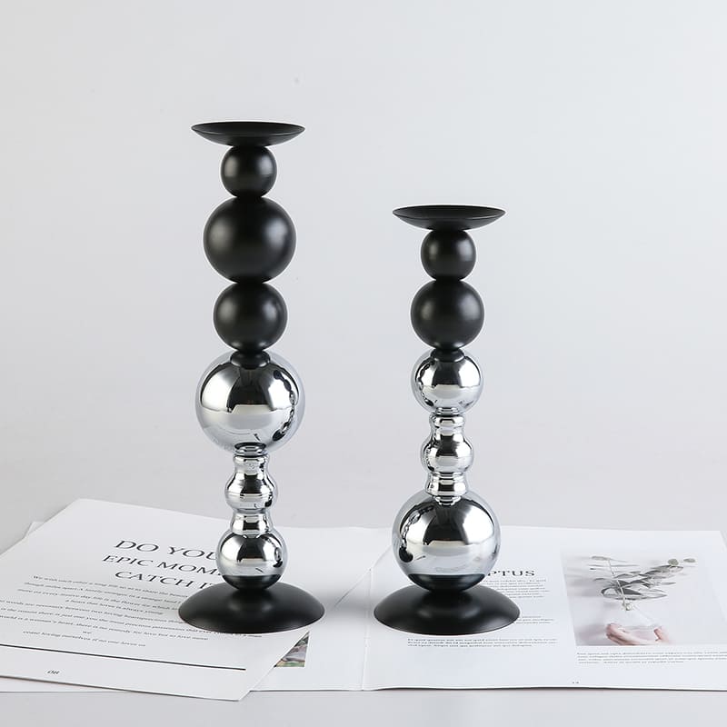 เชิงเทียนสำหรับตกแต่งบ้าน – Black & Silver Candle Holder Set