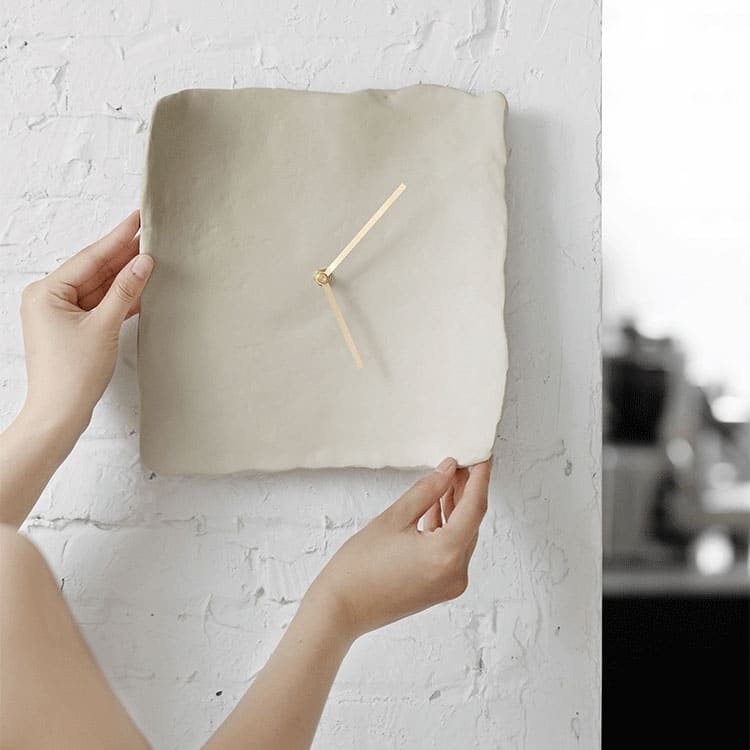 นาฬิกาสำหรับตกแต่งบ้าน – Art Designed Wall Decorating Clock